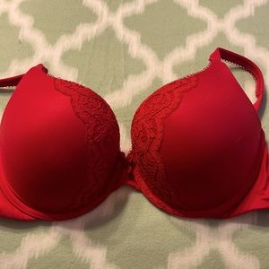 Red Victoria Secret push up bra